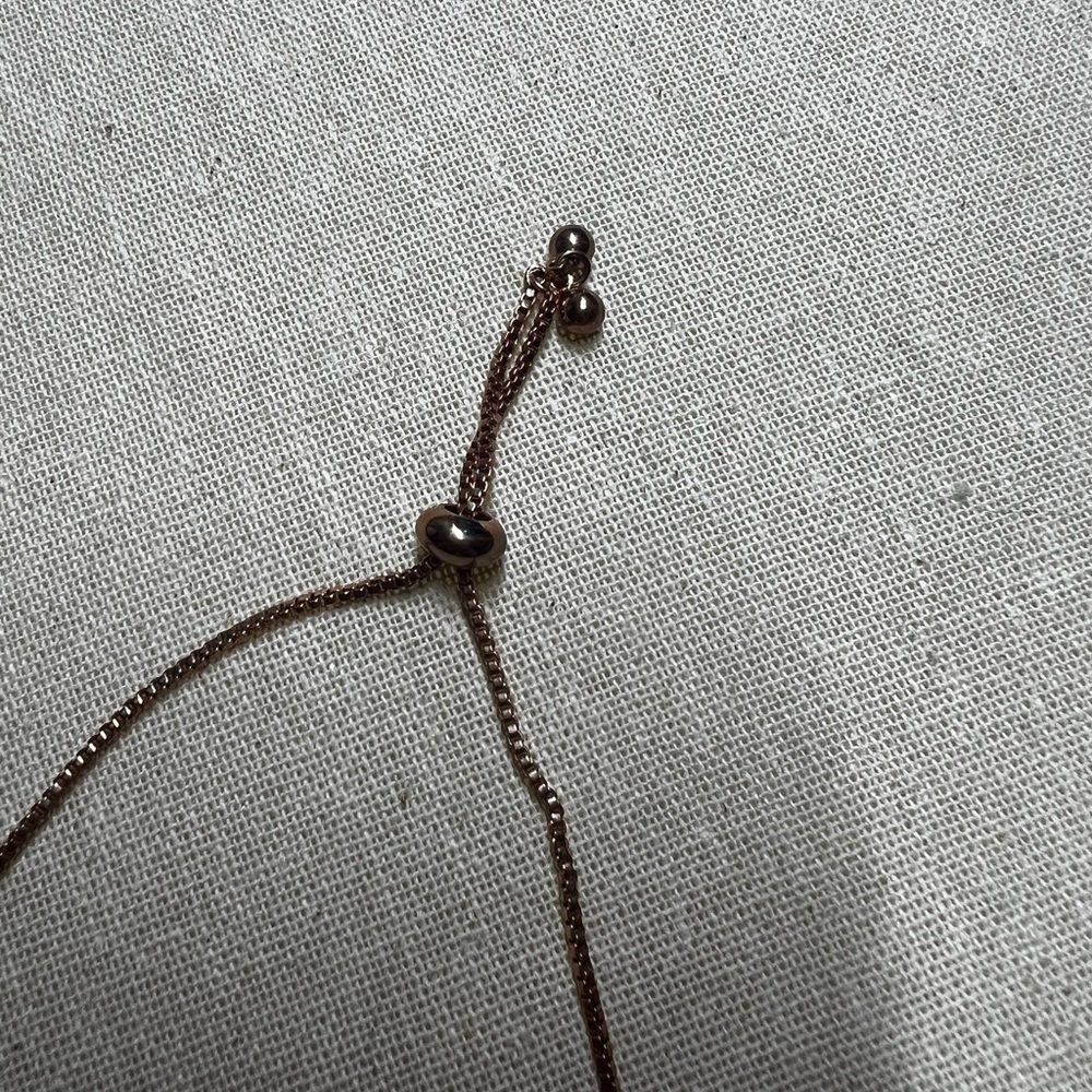 Rose Gold Circular Rhinestone Adjustable Bracelet - Picture 3 of 4